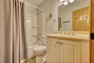 7315 Voss Pkwy, Middleton, WI 53562 - Photo 30