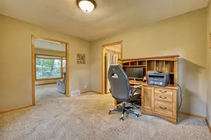 7315 Voss Pkwy, Middleton, WI 53562 - Photo 16