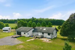 1129 Gem Dr, Dell Prairie, WI 53965 - Photo 1