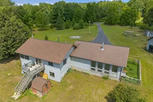 1129 Gem Dr, Dell Prairie, WI 53965 - Photo 2