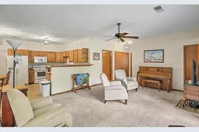 1010 Parkview Drive #2, Milton, WI 53563 - Photo 4