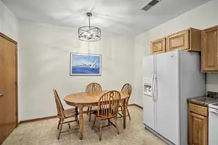1010 Parkview Dr, Milton, WI 53563 - Photo 12