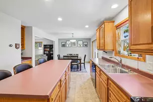 505 Aztalan Dr, Madison, WI 53718 - Photo 10