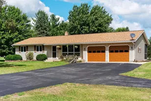 E11990 Bent Tree Dr, Baraboo, WI 53913 - Photo 4