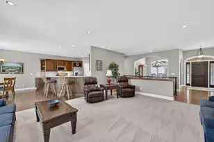 100 Autumnwood Cir, Mount Horeb, WI 53572 - Photo 6