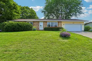 307 Meadowlark Cir, Deerfield, WI 53531 - Photo 1