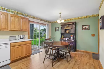 307 Meadowlark Circle, Deerfield, WI 53531 - Photo 6