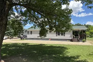 832 Ruffalo Dr, Plainfield, WI 54966 - Photo 2