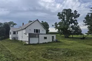 306 Pleasant View Rd, Mineral Point, WI 53565 - Photo 12