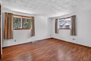414 Jubilee Ln, Madison, WI 53718 - Photo 24
