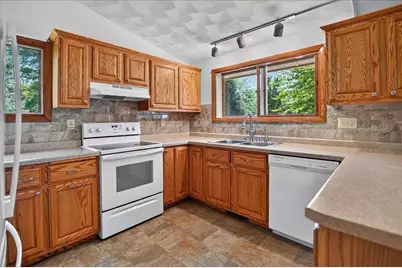 414 Jubilee Lane, Madison, WI 53718 - Photo 14