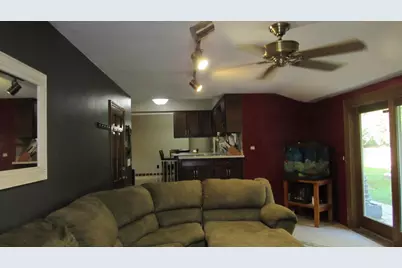 522 Sussex Drive, Janesville, WI 53546 - Photo 14