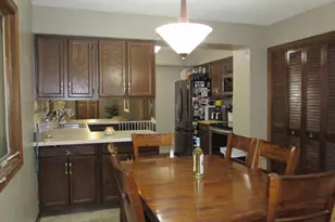 522 Sussex Dr, Janesville, WI 53546 - Photo 8