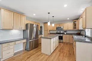 418 Augusta Dr, Madison, WI 53717 - Photo 20