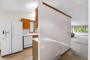 659 Kensington Square, Stoughton, WI 53589 - Photo 16