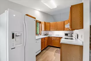 659 Kensington Square, Stoughton, WI 53589 - Photo 30
