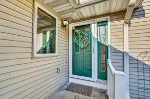 659 Kensington Square, Stoughton, WI 53589 - Photo 10