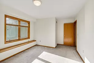 659 Kensington Square, Stoughton, WI 53589 - Photo 48