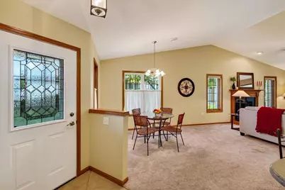 640 Springbrook Circle, DeForest, WI 53532 - Photo 10