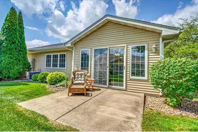 640 Springbrook Circle, DeForest, WI 53532 - Photo 36