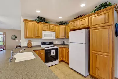 640 Springbrook Circle, DeForest, WI 53532 - Photo 20