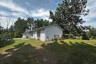 W968 Dover Rd, Neshkoro, WI 54960 - Photo 8