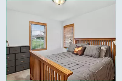 297 E Amber Drive, Whitewater, WI 53190 - Photo 12