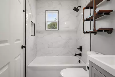 2252 Coolidge Street, Madison, WI 53704 - Photo 14