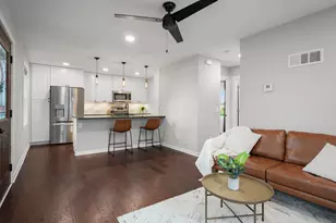 2252 Coolidge St, Madison, WI 53704 - Photo 6