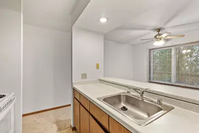 7502 Westward Way, Madison, WI 53717 - Photo 8