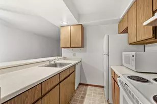 7502 Westward Way, Madison, WI 53717 - Photo 6