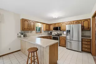 1414 Red Cloud Ln, Madison, WI 53704 - Photo 14