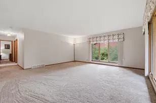 1414 Red Cloud Ln, Madison, WI 53704 - Photo 18