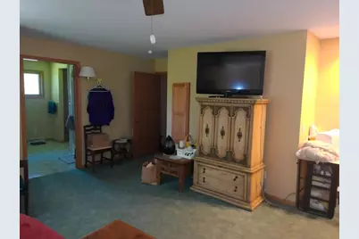 6830 W Saint Lawrence Avenue, Beloit, WI 53511 - Photo 42