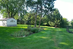 6830 W St Lawrence Ave, Beloit, WI 53511 - Photo 10