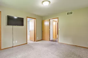 644 N Tratt St, Whitewater, WI 53190 - Photo 24