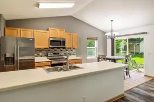 644 N Tratt St, Whitewater, WI 53190 - Photo 18