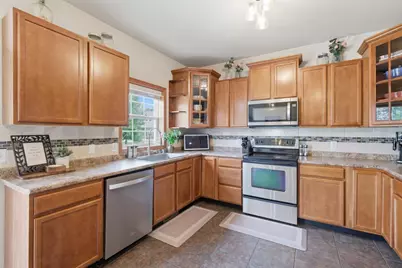 4122 Vidon Drive, Madison, WI 53704 - Photo 12