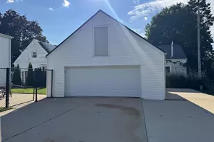 921 Benton Ave, Janesville, WI 53545 - Photo 24
