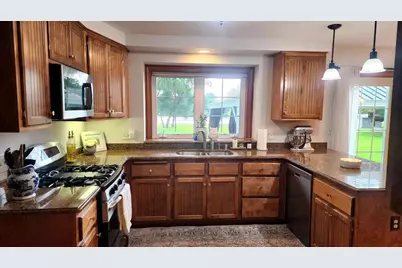 733 Lucas Lane, Jefferson, WI 53549 - Photo 14