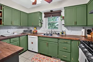 929 Ring St, Sun Prairie, WI 53590 - Photo 4