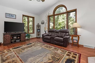 966 Sherman Drive, Marshall, WI 53559 - Photo 10