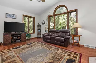 966 Sherman Dr, Marshall, WI 53559 - Photo 10