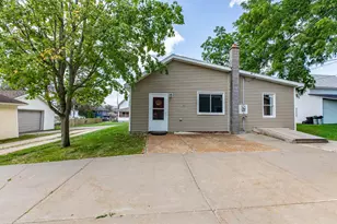 109 N Rogers St, Ridgeville, WI 53533 - Photo 46