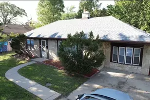 7400 W Villard Ave, Milwaukee, WI 53218 - Photo 6