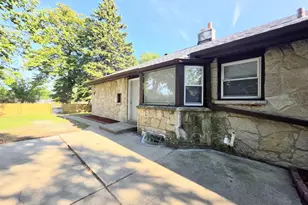 7400 W Villard Ave, Milwaukee, WI 53218 - Photo 14