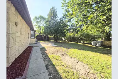 7400 W Villard Avenue, Milwaukee, WI 53218 - Photo 18
