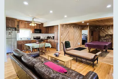 53951 Rounds Road, Utica, WI 54631 - Photo 10