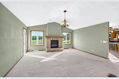 2323 S State Road 213, Orfordville, WI 53576 - Photo 16