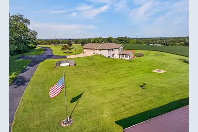 2323 S State Road 213, Orfordville, WI 53576 - Photo 70
